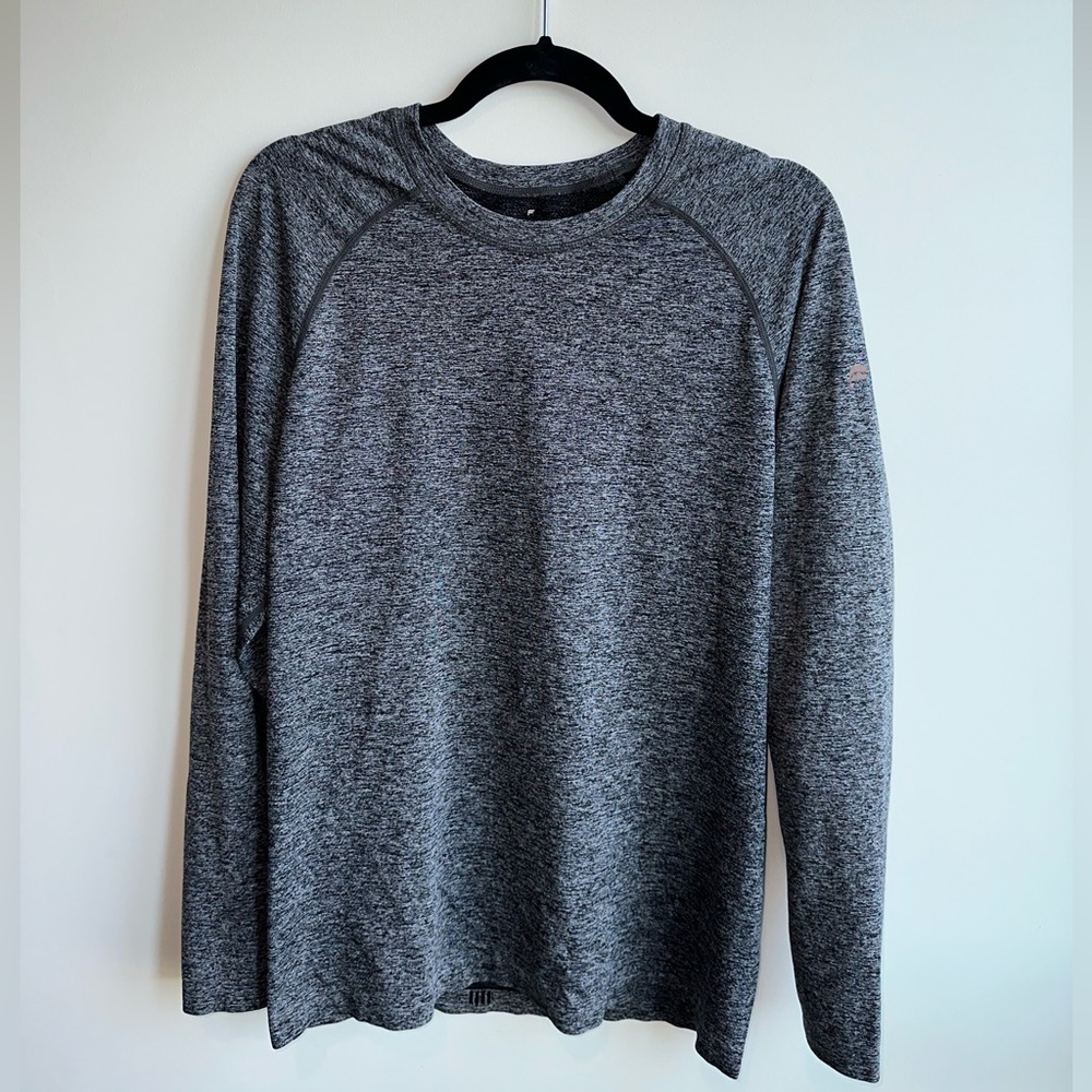 Men’s Fabletics Long Sleeve Training Tee